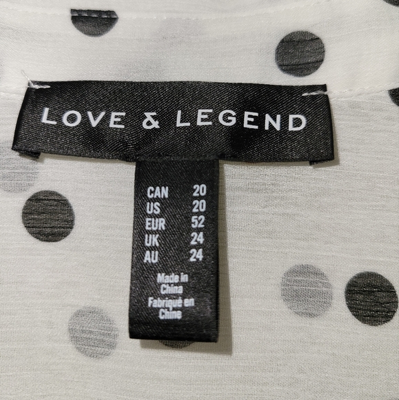 Polka-Dot Tunic - Size 20 (2X) - Picture 2 of 3